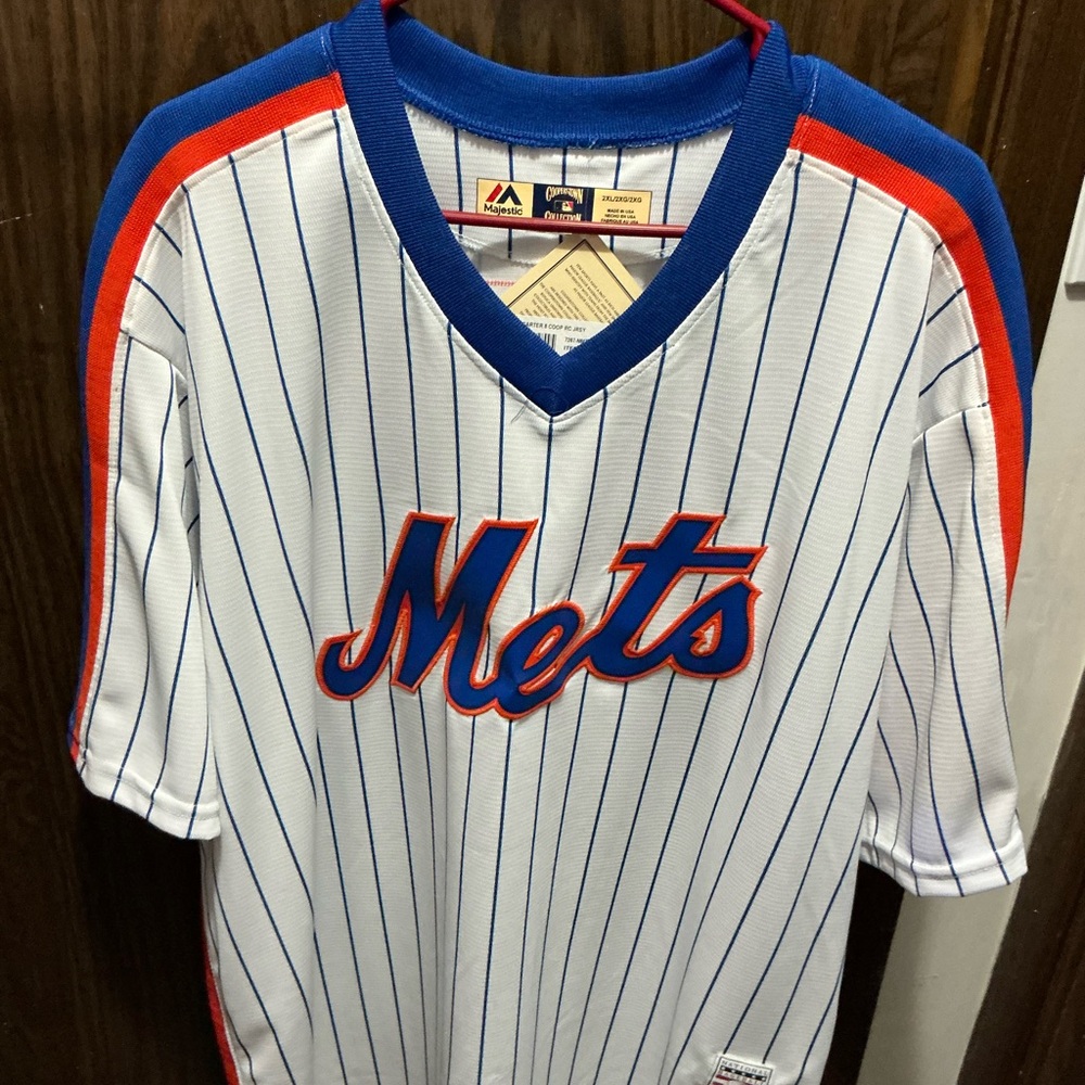 Mets Gary Carter Cooperstown Collection Majestic Jersey.